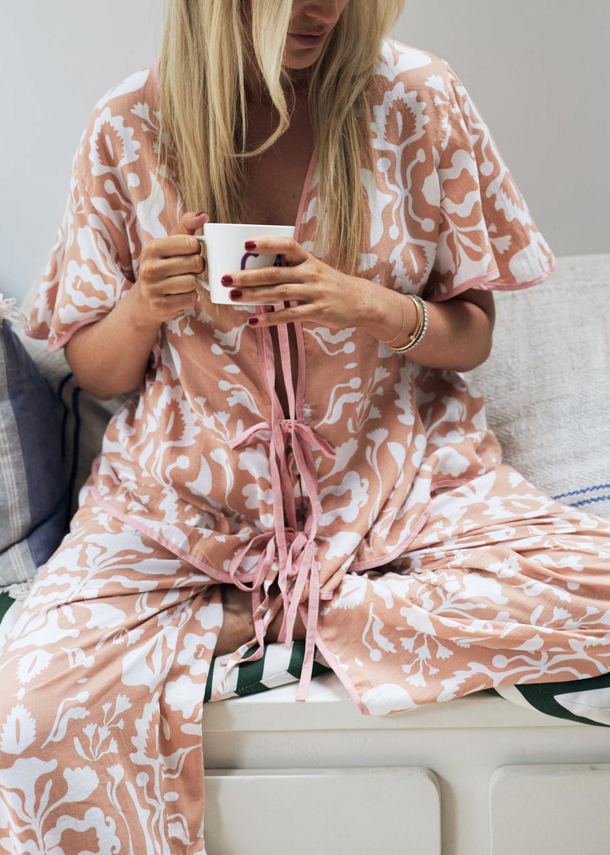 Abstract print lace-up suit