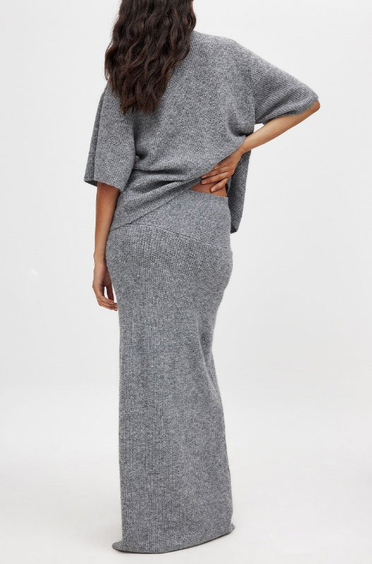 Knitted Long Skirt Suit