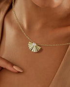 14K Gold Sterling Silver Shell Pearl Pendant Necklace