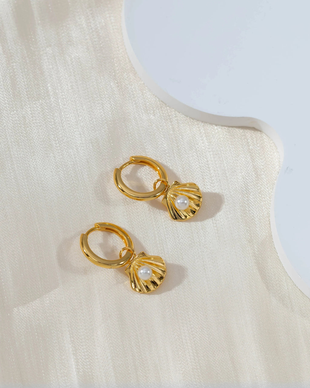 14K Gold Sterling Silver Shell Pearl Dangle Earrings