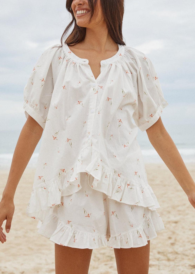 Loose-fitting ruffled short-sleeved shorts suit Hover Image