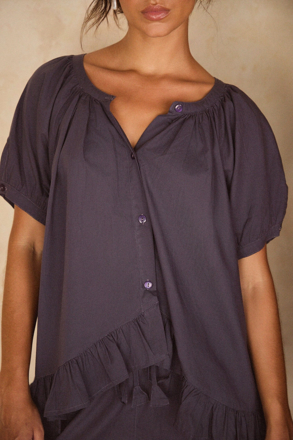 Solid color ruffle loose suit