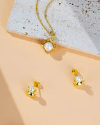 Crab Pearl Stud Earrings