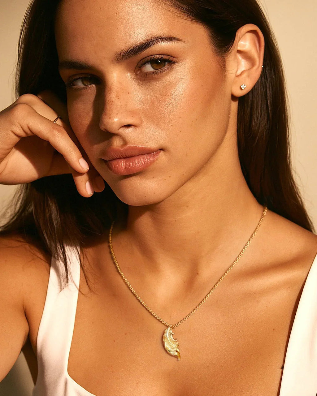 Feather Pendant Necklace