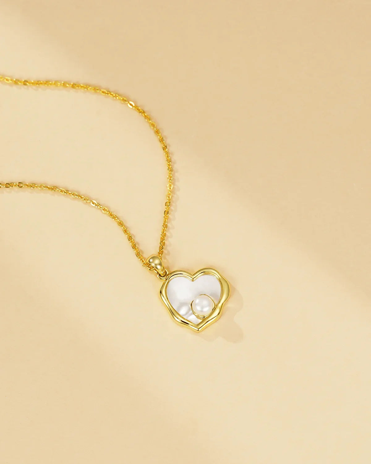 Heart Pearl Necklace