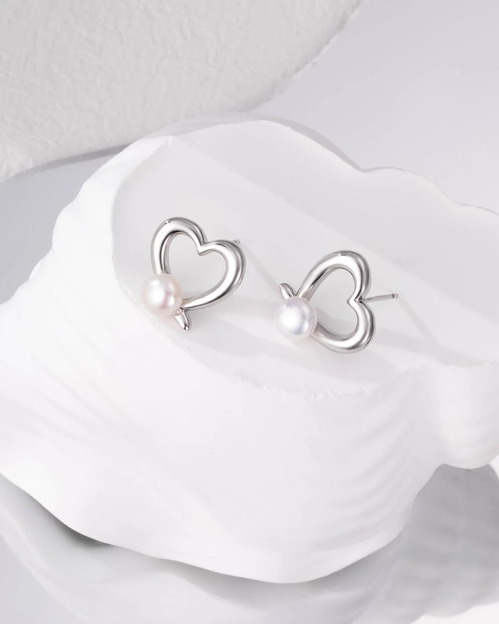 Heart-Shaped Pearl Stud Earrings