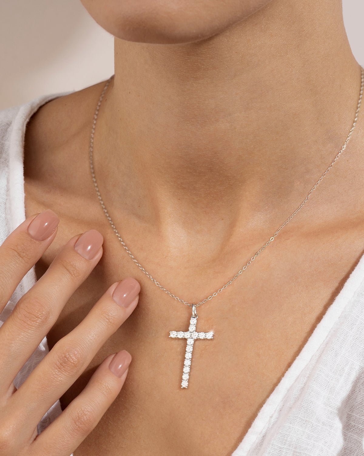 Molenia Moissanite Cross Necklace