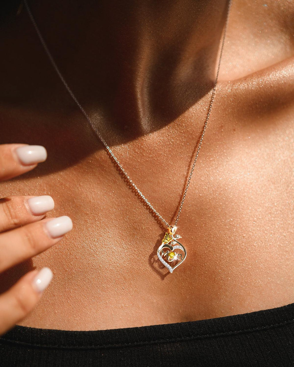 Molenia Mom Birthstone Necklace