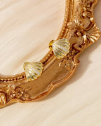 Molenia Shell Stud Earrings