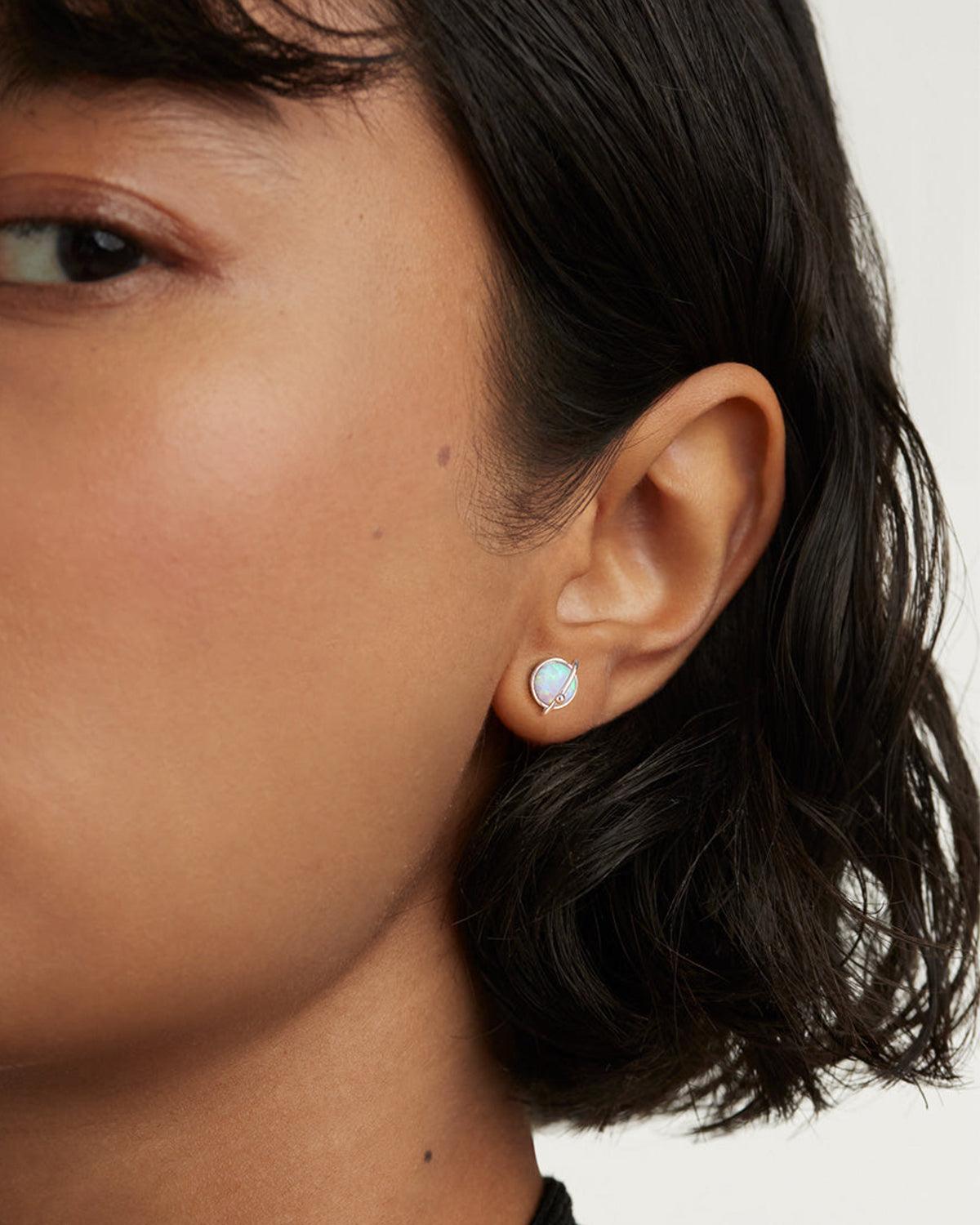 Round White Gold Opal Stud Earrings